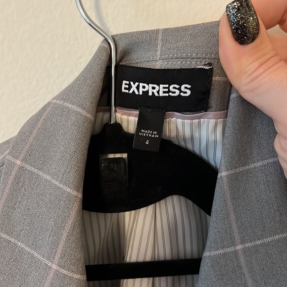 Express Blazer - Picture 2 of 3
